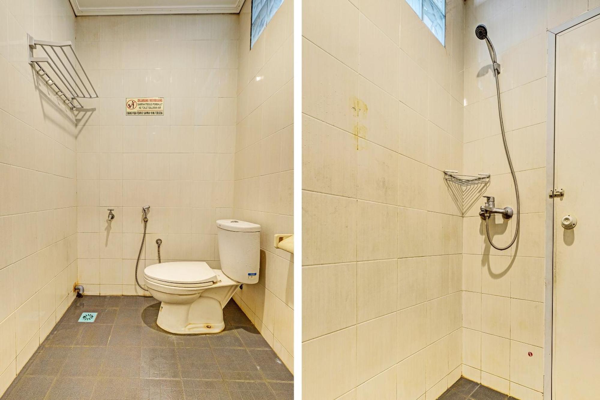 Sky Guesthouse Semarang Zewnętrze zdjęcie