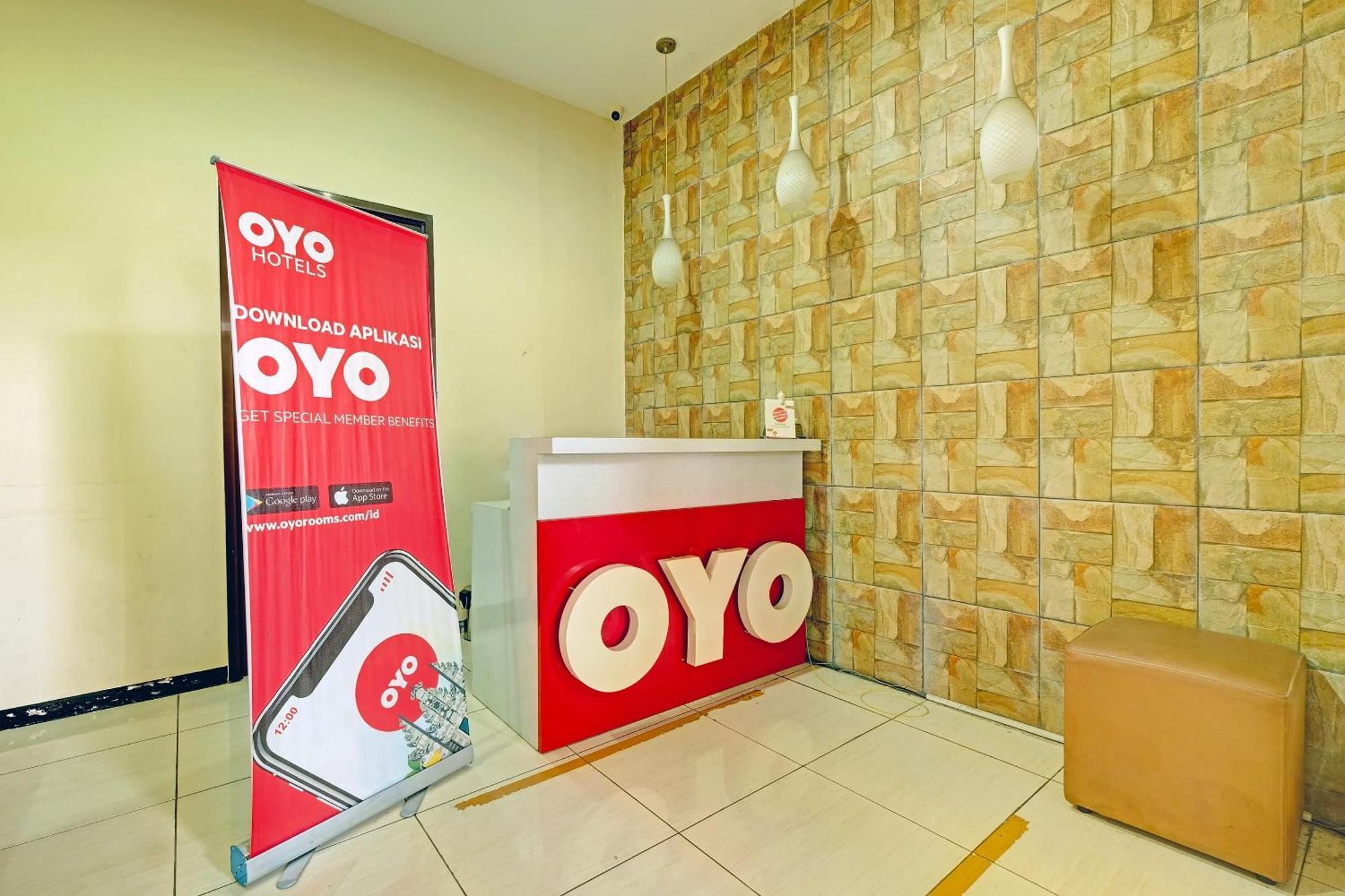 Sky Guesthouse Semarang Zewnętrze zdjęcie